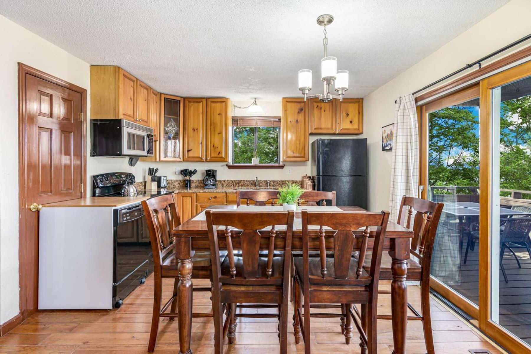 Amazing Views, Hot Tub, Fire Pit, Deck & Fireplace Inwood Exterior foto
